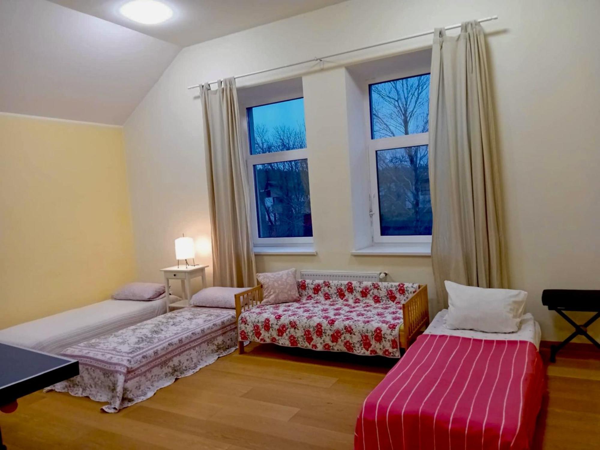 Wonderful 7 Bedroom Home In Vilnius Didzioji Reise ภายนอก รูปภาพ